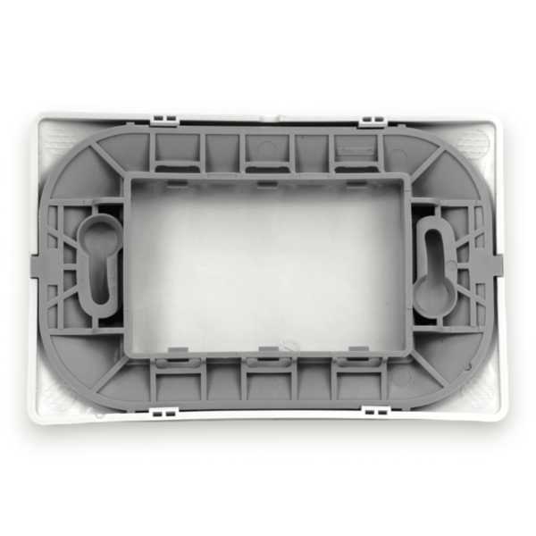 Placa embutida ciega blanca Luzica de Bticino (PU1000) - Imagen 2